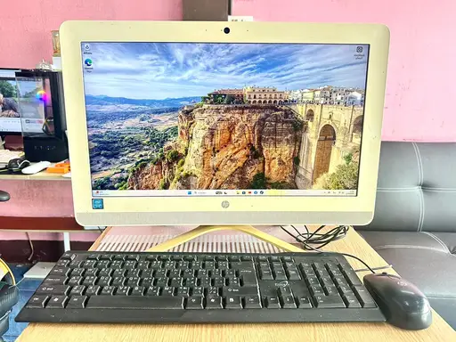 HP All-in-One รุ่น TPC-Q028-20