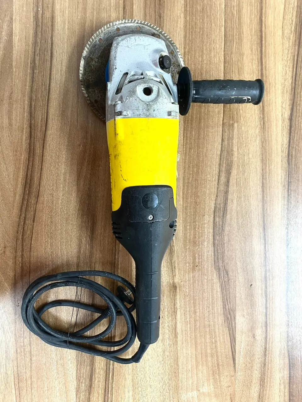 เครื่องเจียร 7 นิ้ว Stanley รุ่น SL227-B1 รูปที่ 2