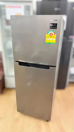 ตู้เย็น 2 ประตู SAMSUNG Inverter รุ่น RT20M301BGS ขนาด 7.4 คิว