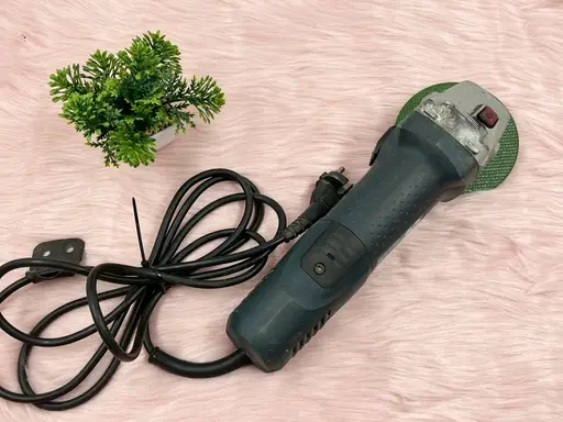 BOSCH เครื่องเจียรไฟฟ้า GWS 7-100 ET