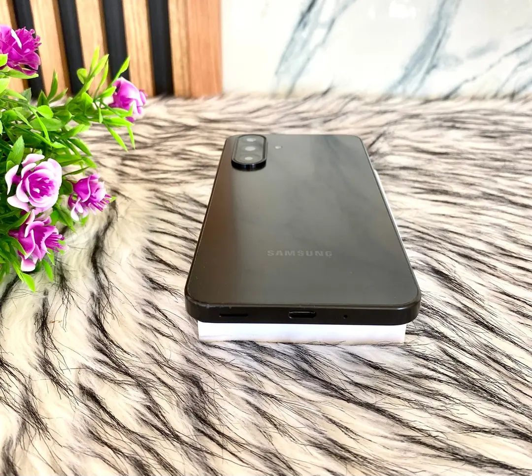 Samsung Galaxy A17 4G ( 8/128GB ) ประกันศูนย์ถึง 20/02/2027 รูปที่ 2