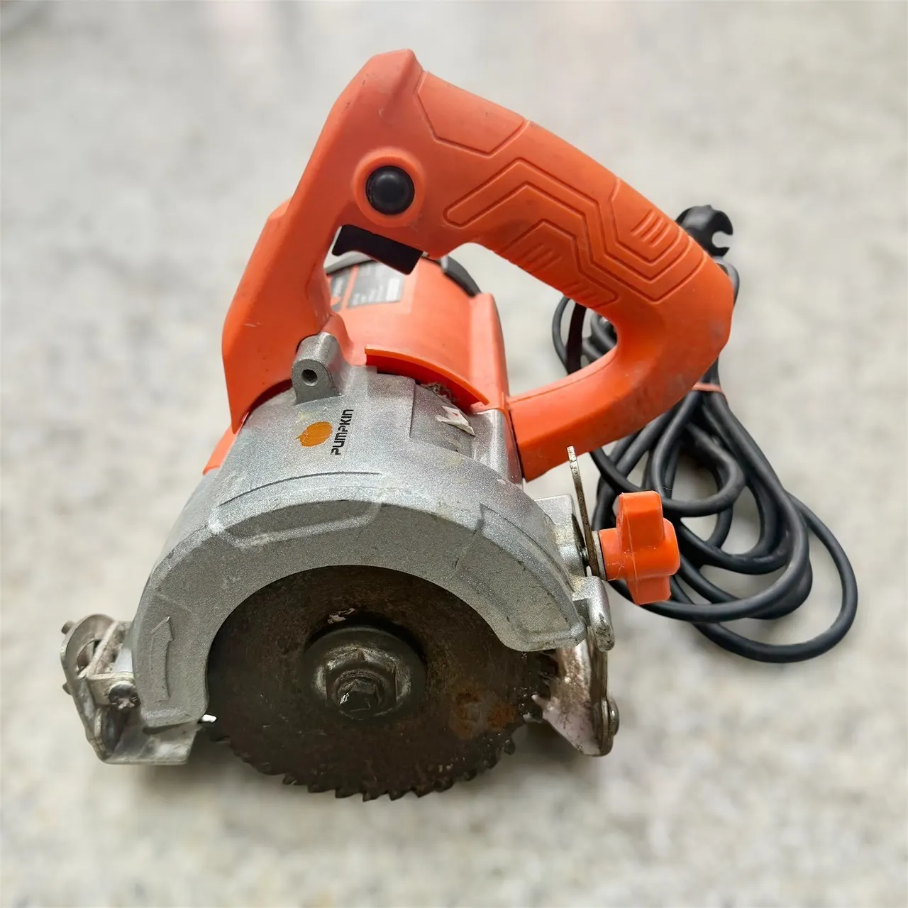 เครื่องตัดหินอ่อน PUMPKIN รุ่น 50228/J-MC1600W รูปที่ 2