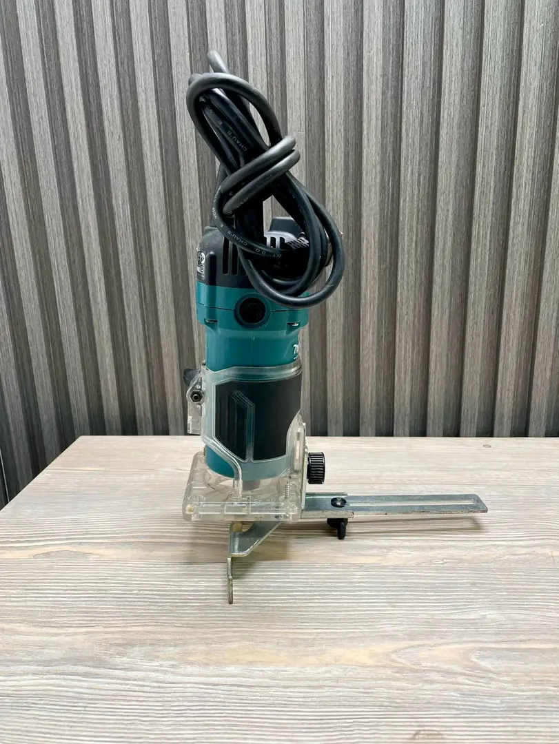 เครื่องทริมเมอร์ Makita รุ่น Makita M3700 รูปที่ 2