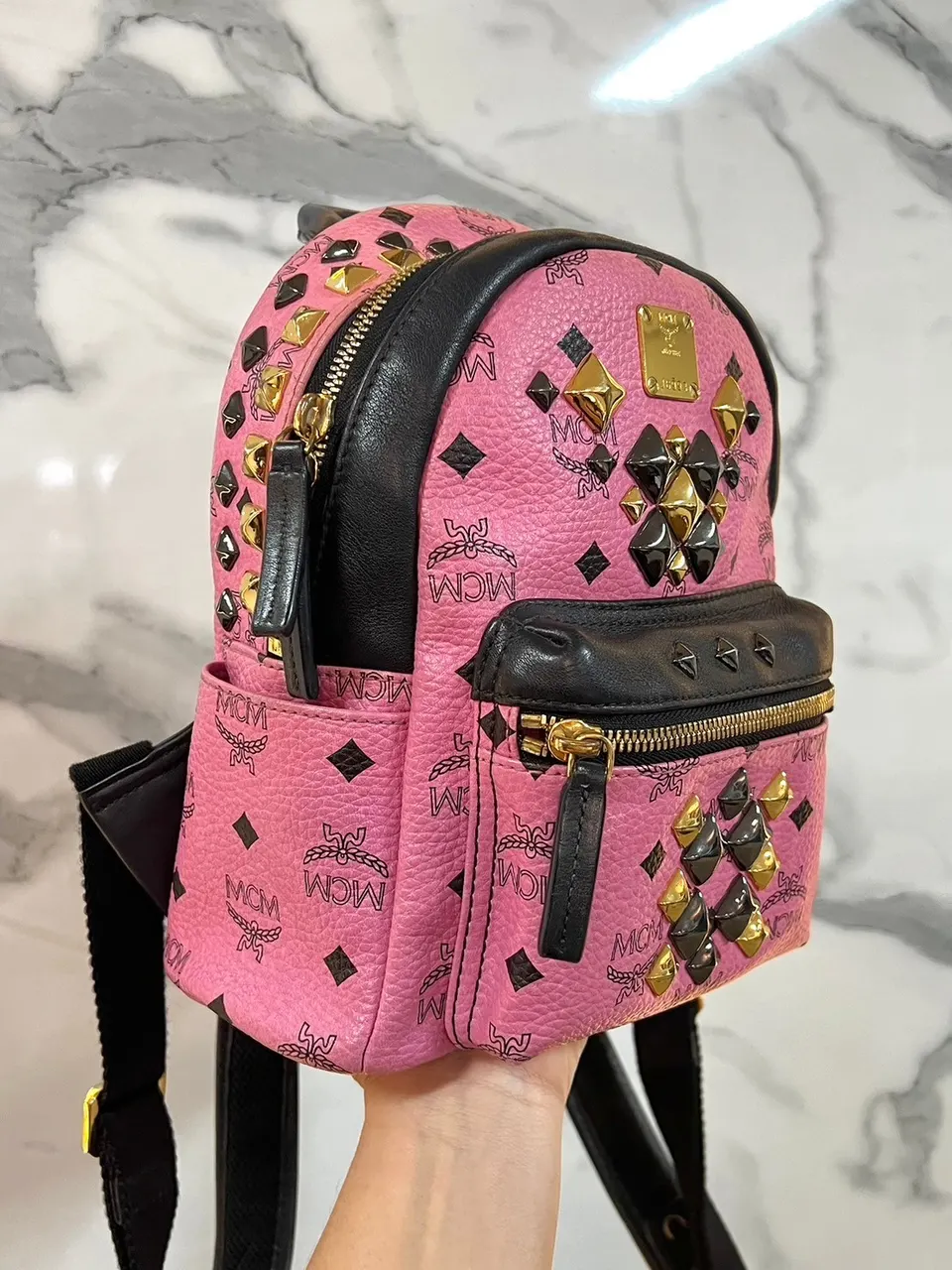 Used Mcm mini backpack มือสองหลุดจำ รูปที่ 2