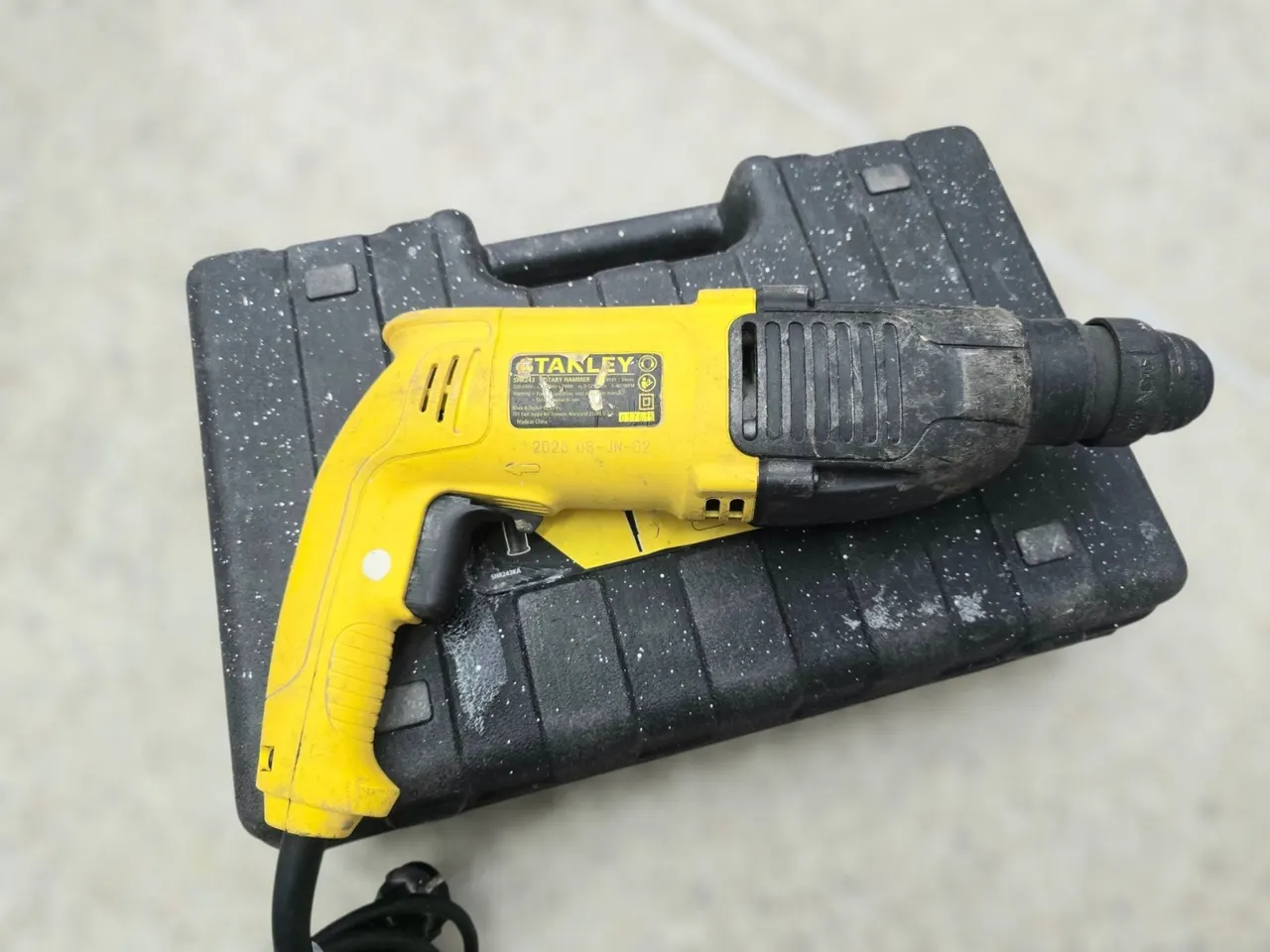 STANLEY สว่านโรตารี 3 ระบบ 24มม. 780W รุ่น SHR243KA-B1 รูปที่ 2