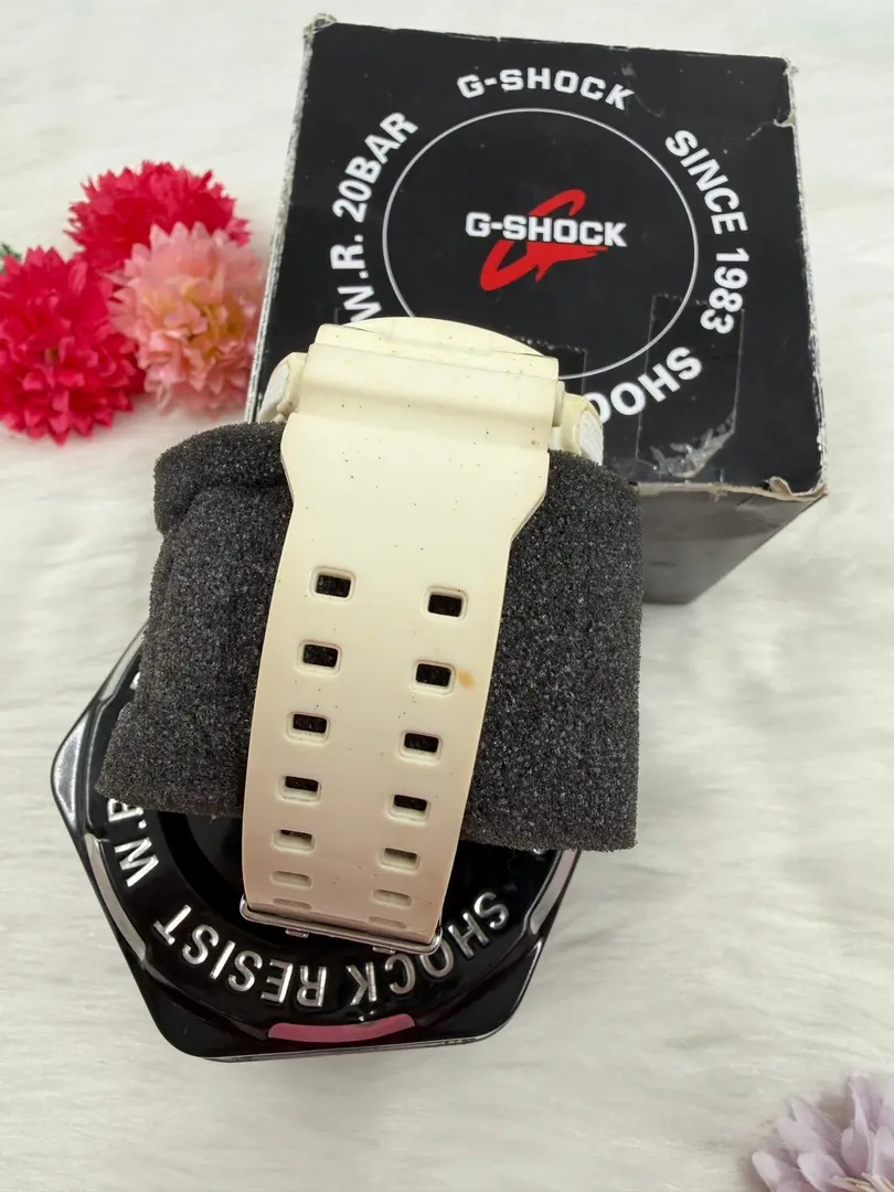 นาฬิกา G-Shock GA-110 White รูปที่ 2