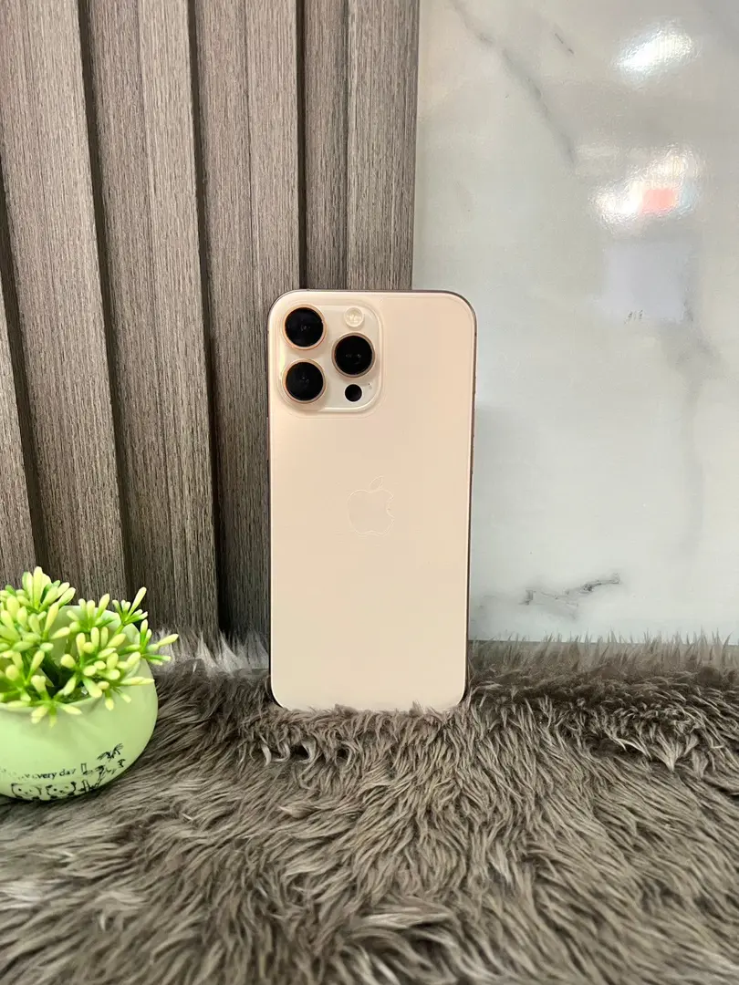 iPhone 16 Pro Max 256GB Desert Titanium รูปที่ 2