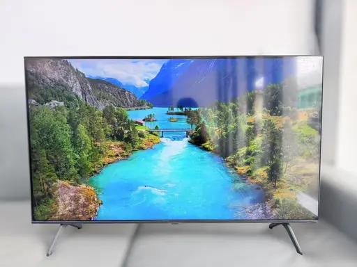 ทีวี SAMSUNG UHD 4K Smart TV 43 นิ้ว รุ่น UA43RU7000KXXT