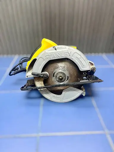 เลื่อยวงเดือน STANLEY รุ่น SC16 (Type B101)