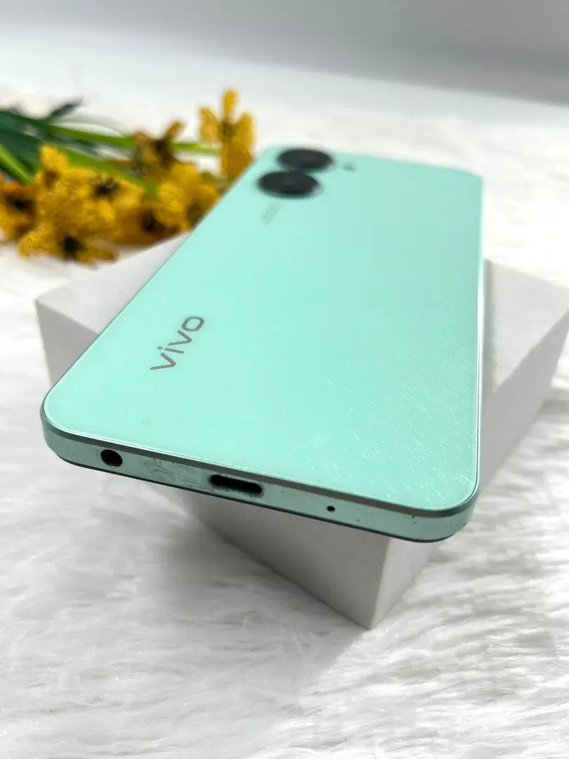 ViVo Y03 ( 4+64GB ) รูปที่ 2