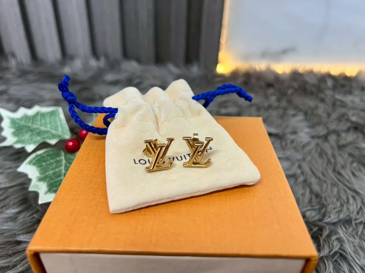 ต่างหู Louis Vuitton Iconic M00743 ปี 2022 รูปที่ 2