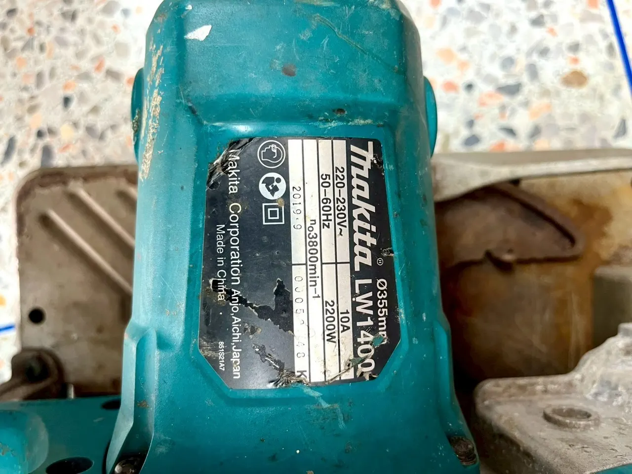 MAKITA แท่นตัดไฟเบอร์ รุ่น LW1400 14 นิ้ว 2200 วัตต์ รูปที่ 2