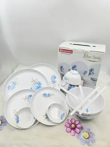 ของใหม่ ยังไม่ผ่านการใช้งานน‼️ชุดอาหารลายพอลเล็น สมายล์ จำนวน 16 ชิ้น
