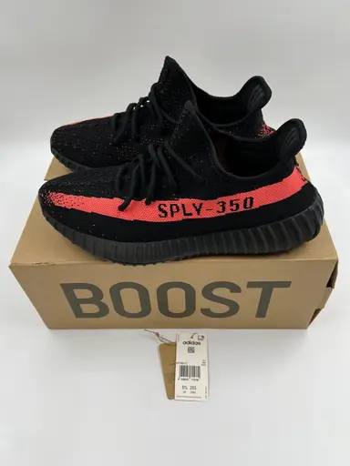 Used like new Adidas Yeezy Boost 350 V2 BY9612