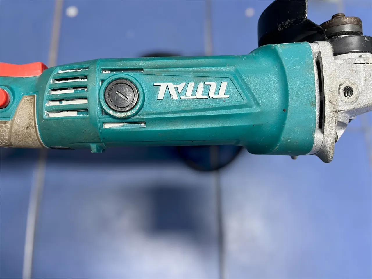 เครื่องเจียร์ไฟฟ้า TOTAL รุ่น TG1121006 รูปที่ 2