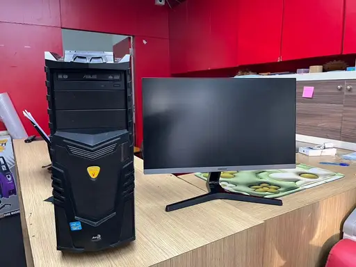 ชุดคอมพิวเตอร์ PC พร้อม จอมอนอเตอร์ Samsung 24 นิ้ว จอใหญ่พร้อมใช้งาน