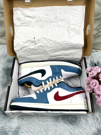 AIR JORDAN 1 LOW SE