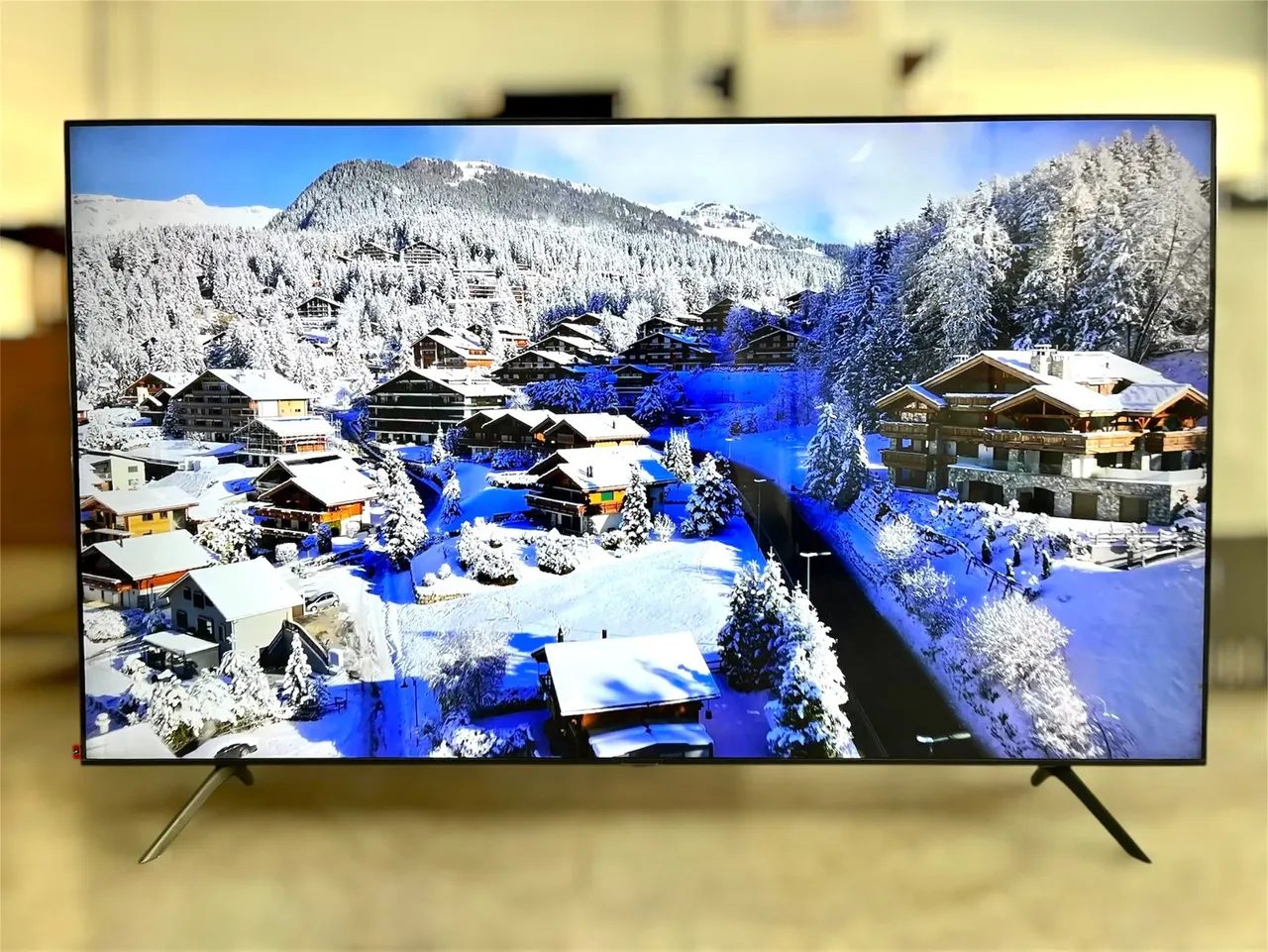 Smart TV SAMSUNG ขนาด 65 นิ้ว รุ่น UA65AU7700KXXT รูปที่ 2