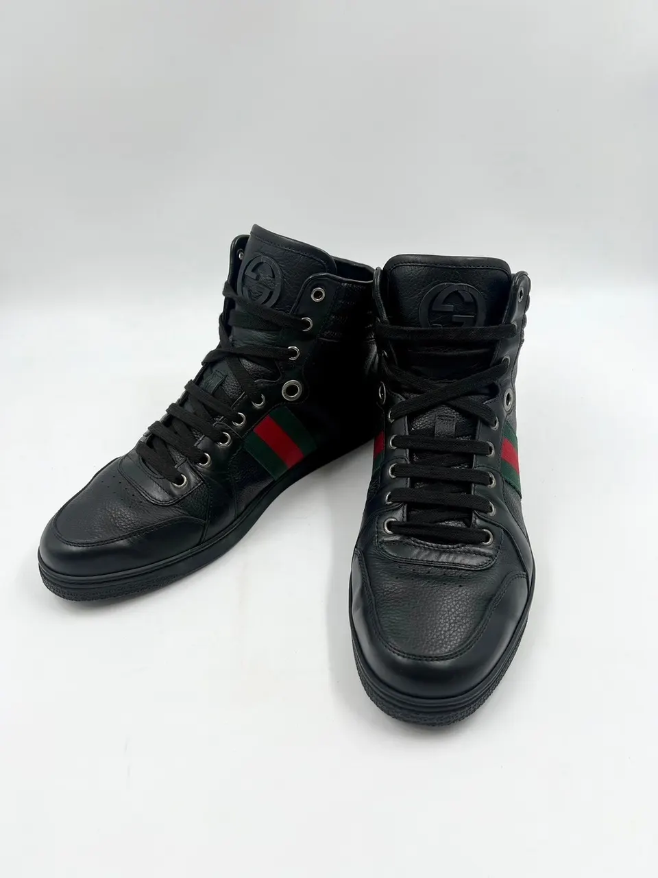 Gucci Coda Guccissima รองเท้าผ้าใบหนังสีดำ รูปที่ 2