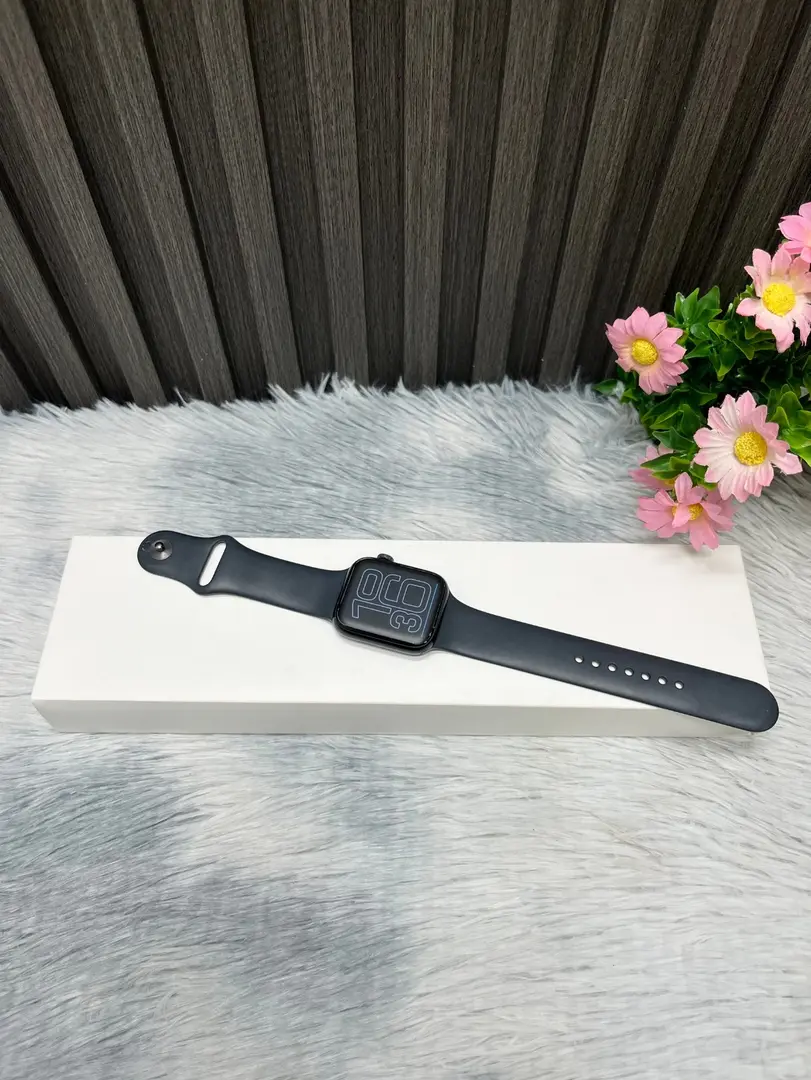 Apple Watch SE (รุ่นที่ 2) GPS 40mm รูปที่ 2