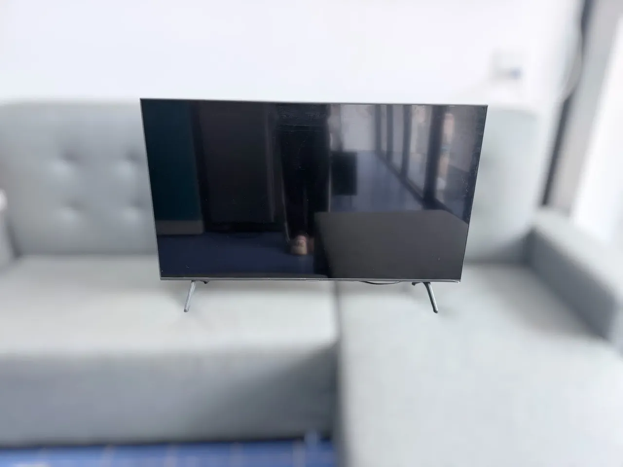 ทีวี SAMSUNG UHD 4K Smart TV 43 นิ้ว รุ่น UA43RU7000KXXT รูปที่ 2