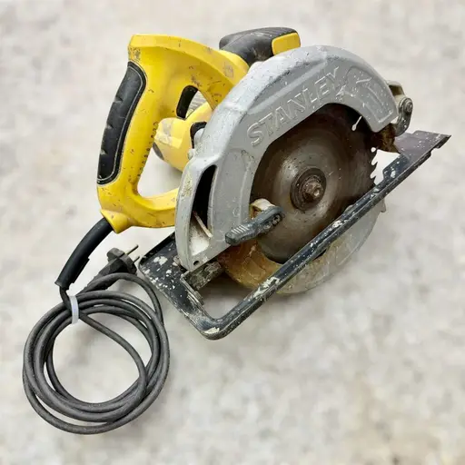 เลื่อยวงเดือน STANLEY รุ่น SC16 (Type B101)