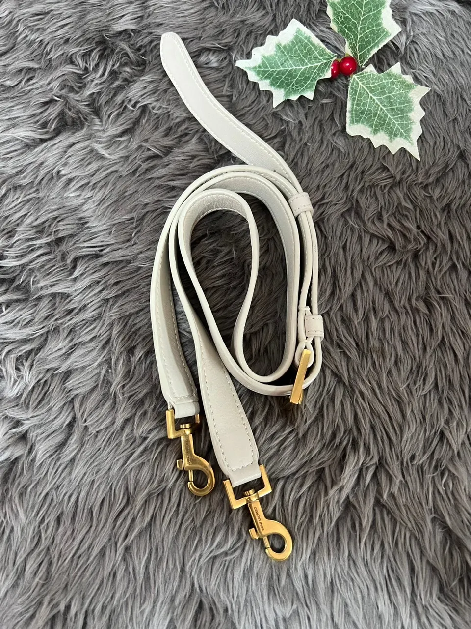 กระเป๋า Saint Laurent รุ่น Emmanuelle กระเป๋าทรงขนมจีบ รูปที่ 2