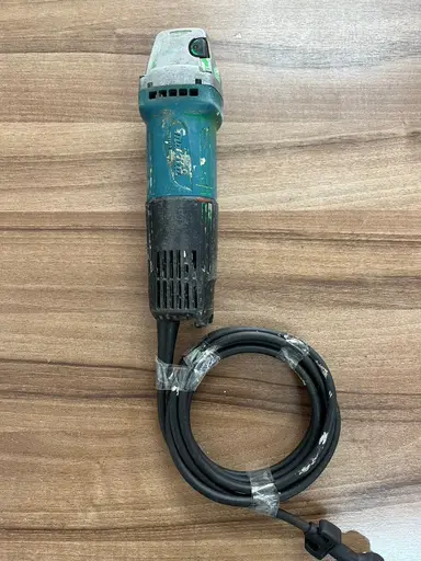 MAKITA เครื่องเจียร์ 4 นิ้ว 540W รุ่น M0910B
