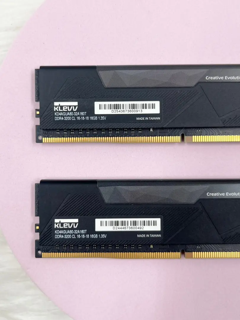 แรม Klevv 32GB DDR4 3200 MT/s {16x2} รูปที่ 2