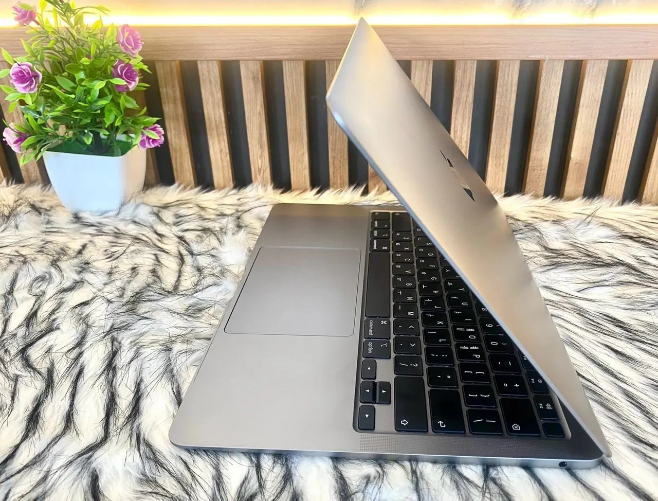 MacBook Air (RETINA, 13 นิ้ว, ปี 2020) รูปที่ 2
